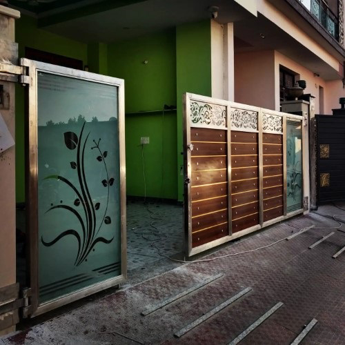 Steel Gate with Wood And Glass  